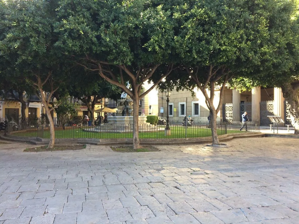 巴勒莫Corsovittorio111公寓