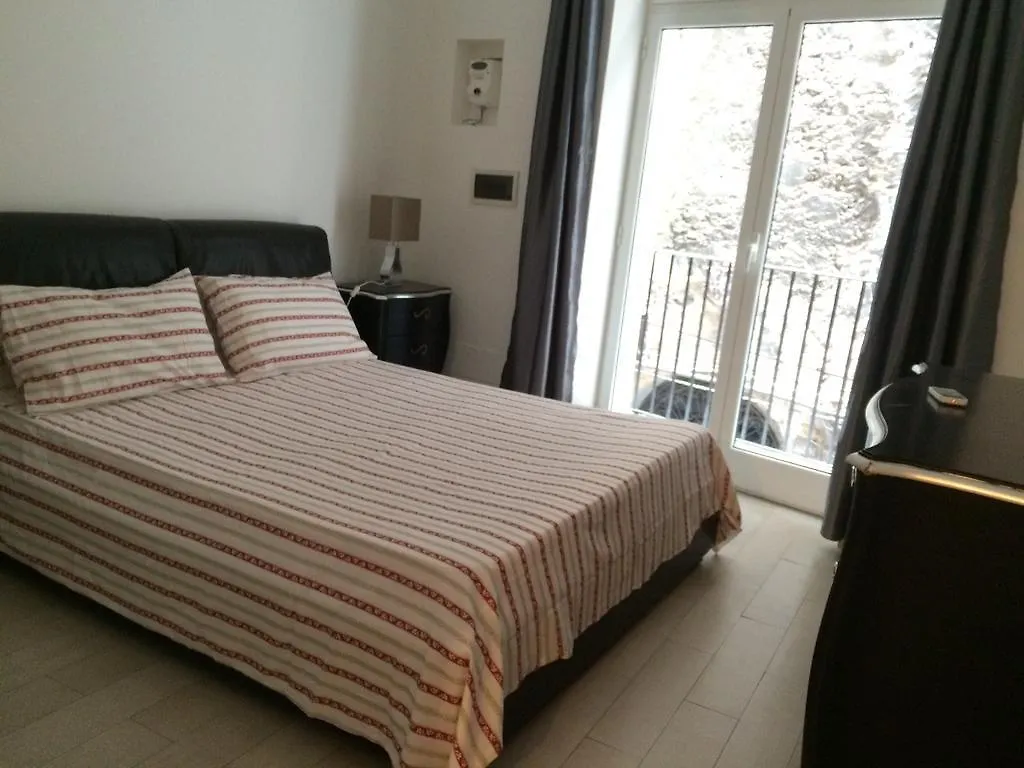 Corsovittorio111 Apartment Palermo